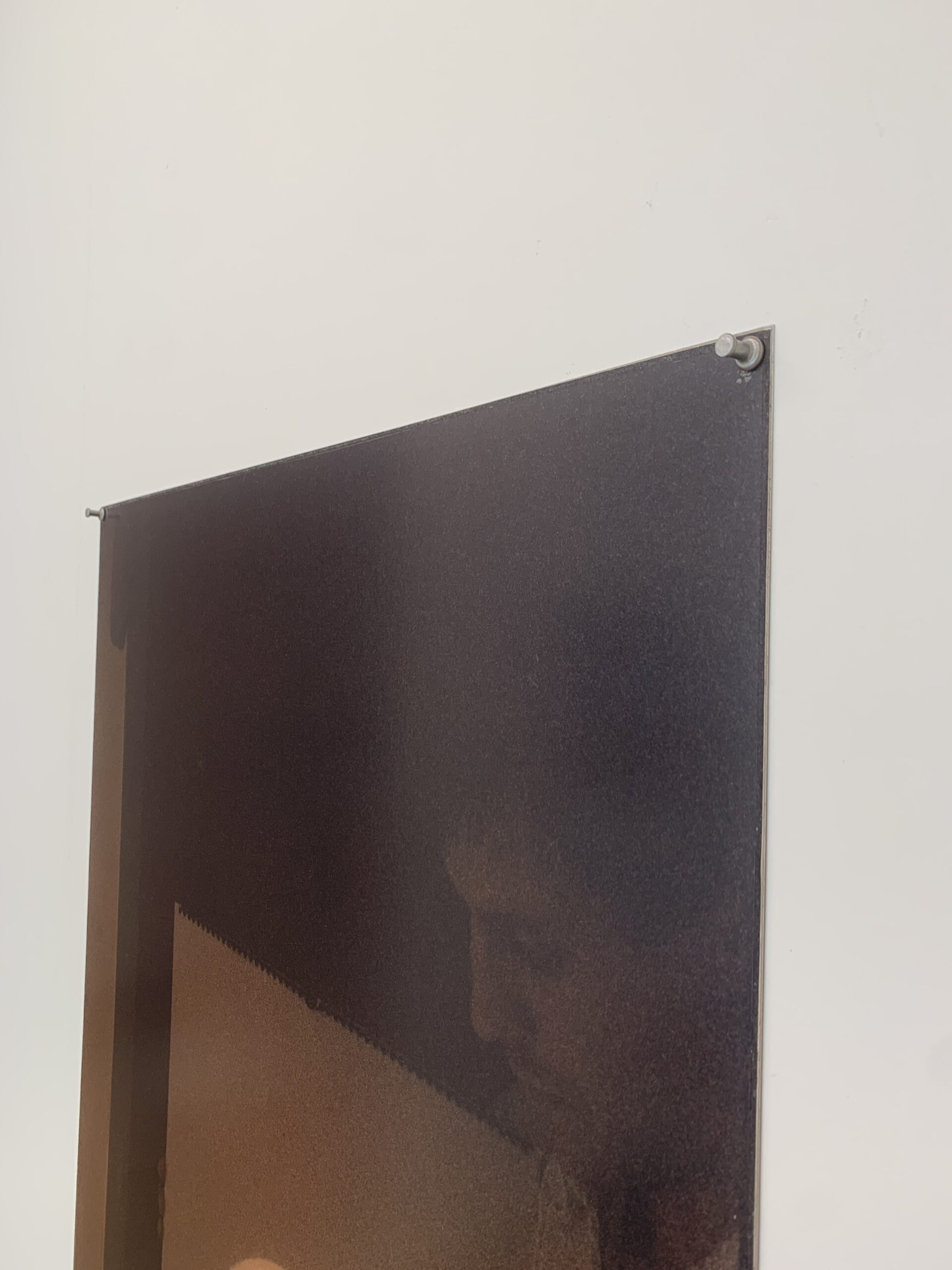 Wido Blokland, Telescopic projection of solar light image on a sheet of paper held up by the artist – 1996