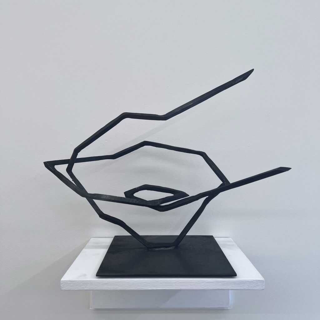 RUMONE_M - Robert Schad sculpture