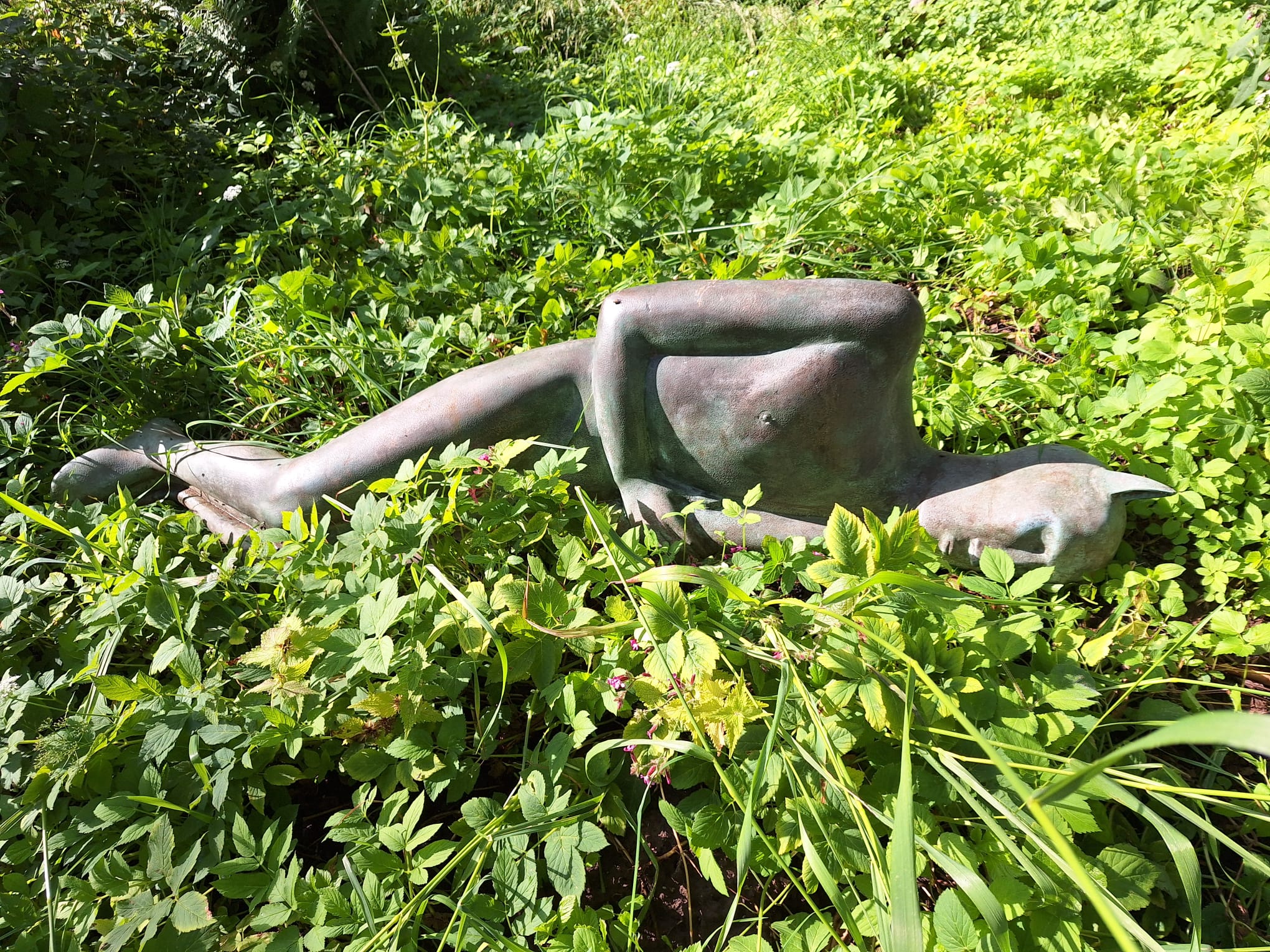 HANS LEMMEN untitled, 2009 bronze 160 x 35 x 30 cm (HL0042)